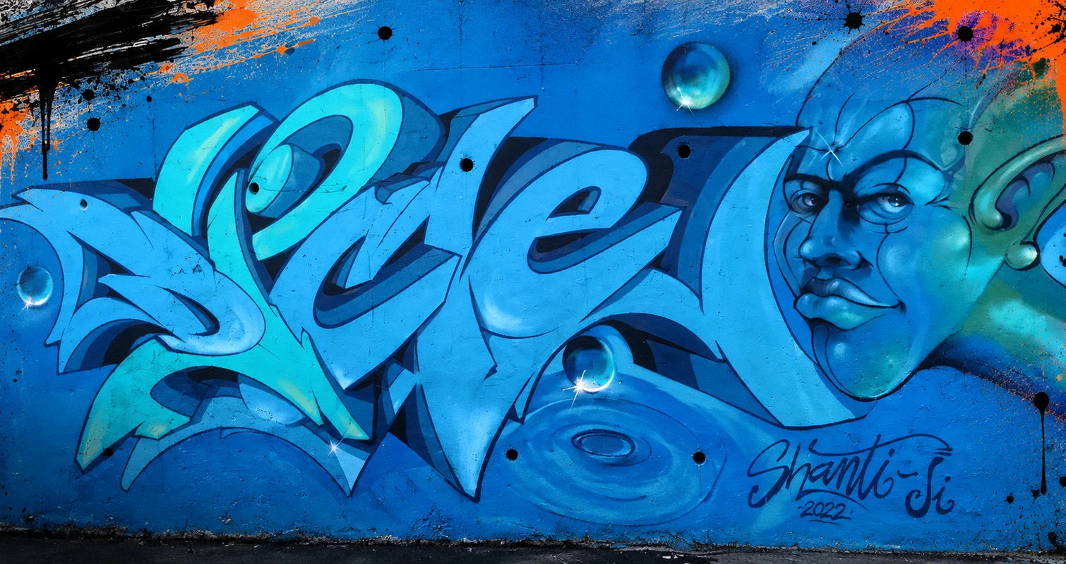 Detalle de mural de DIME con lettering y personajes